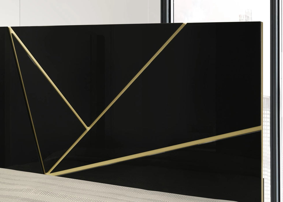 Black Night Stand
