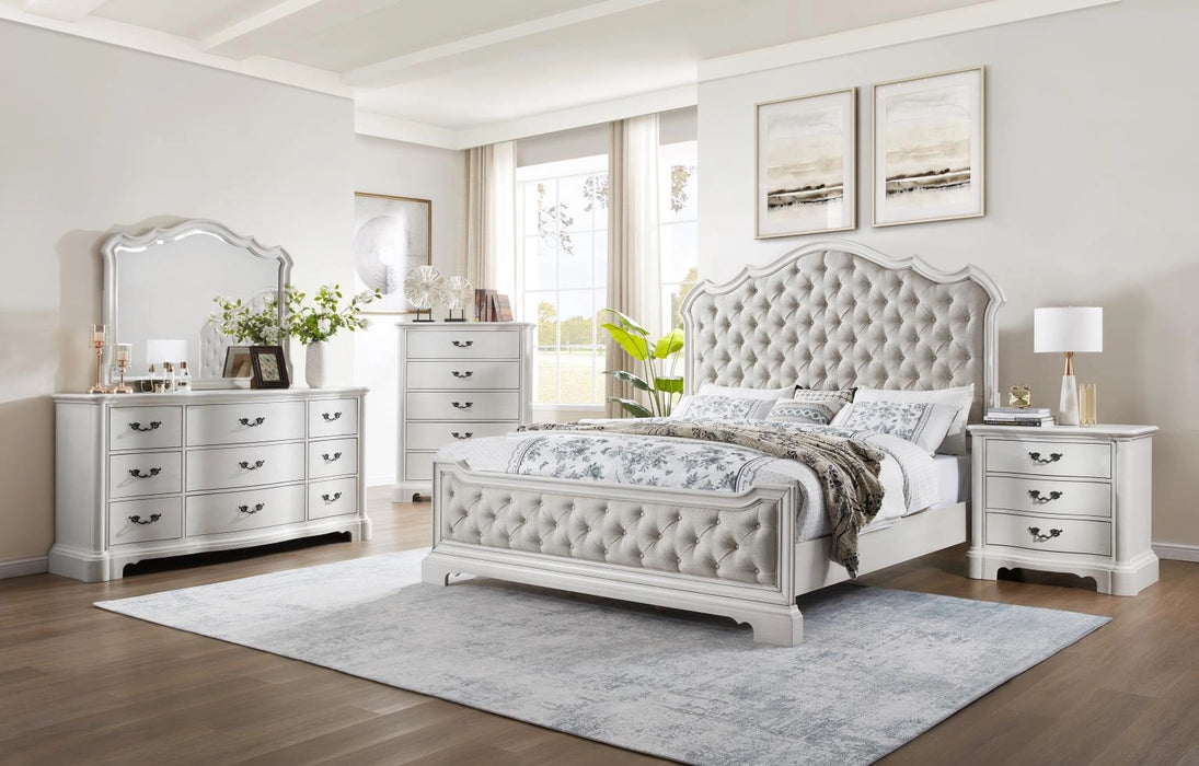 Antique White Queen Bed