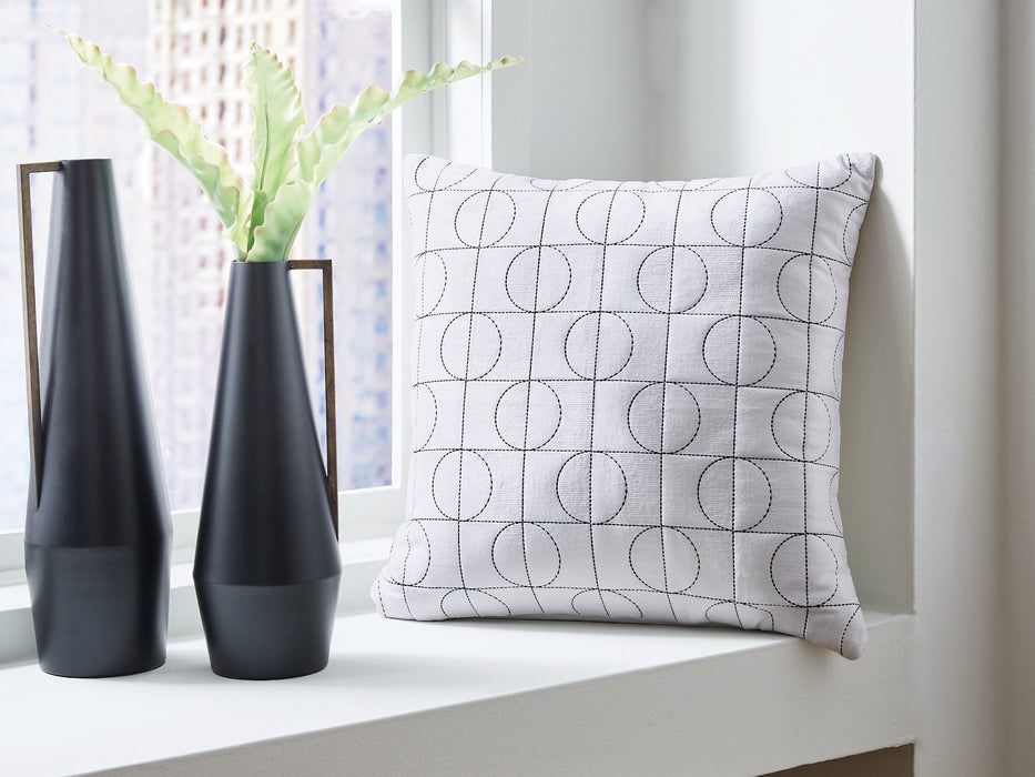 Kydner Pillow (Set of 4) - Furniture Bros & Mattress (Bolingbrook, IL)