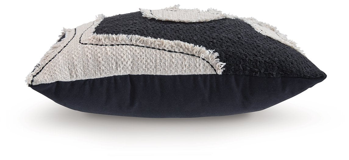 Veerbank Pillow (Set of 4) - Furniture Bros & Mattress (Bolingbrook, IL)