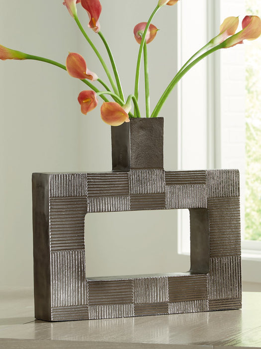 Wrengrove Vase - Furniture Bros & Mattress (Bolingbrook, IL)