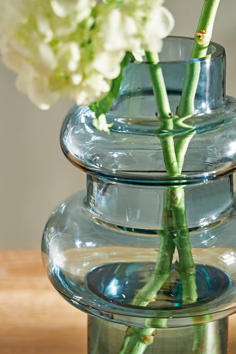 Vallmen Vase - Furniture Bros & Mattress (Bolingbrook, IL)