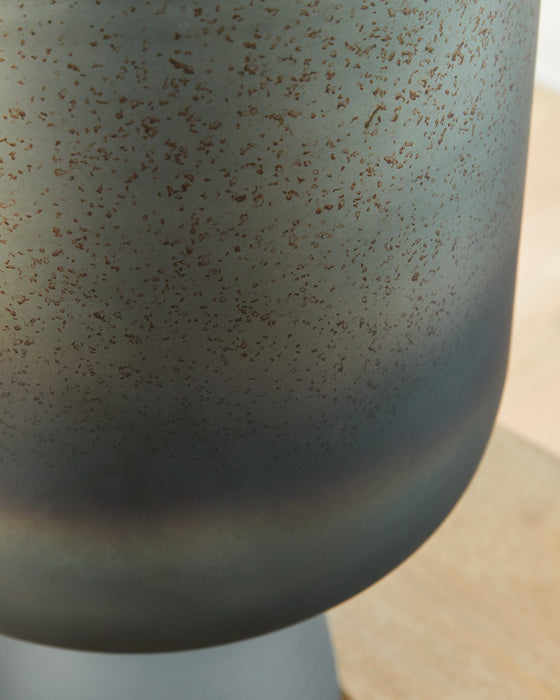 Pennmore Vase - Furniture Bros & Mattress (Bolingbrook, IL)