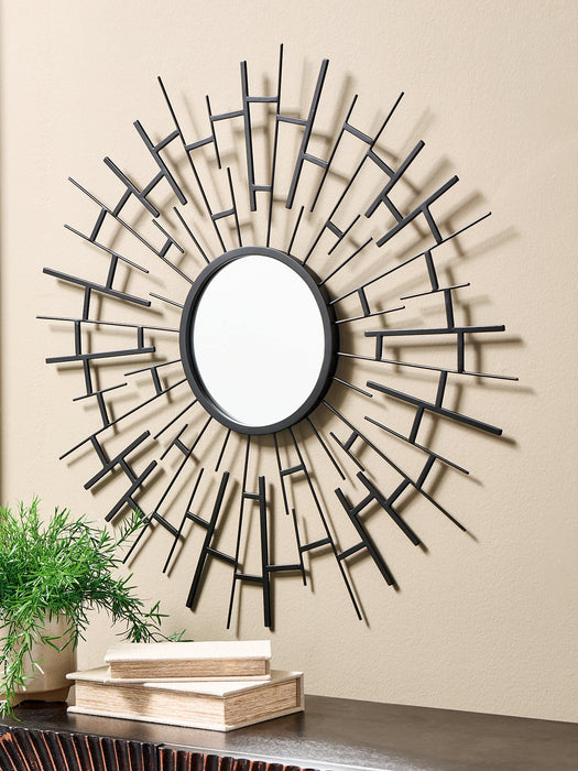 Garrenworth Accent Mirror - Furniture Bros & Mattress (Bolingbrook, IL)