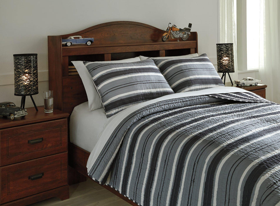 Merlin 3-Piece Coverlet Set - Furniture Bros & Mattress (Bolingbrook, IL)