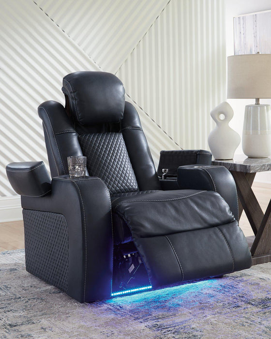 Fyne-Dyme Power Recliner - Furniture Bros & Mattress (Bolingbrook, IL)