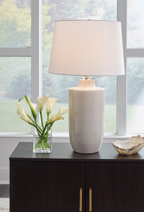 Cylener Lamp Set - Furniture Bros & Mattress (Bolingbrook, IL)