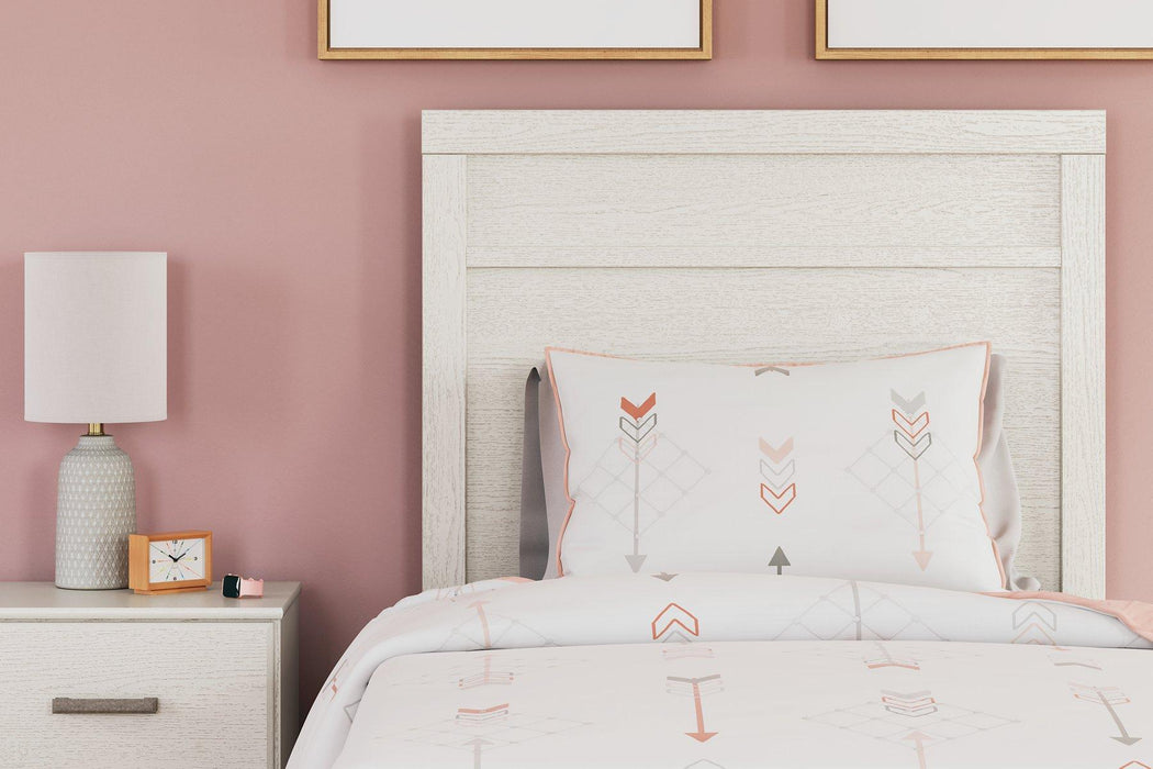Stelsie Bed - Furniture Bros & Mattress (Bolingbrook, IL)