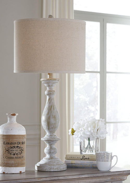 Bernadate Lamp Set - Furniture Bros & Mattress (Bolingbrook, IL)