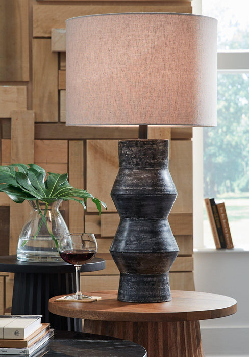 Kerbert Lamp Set - Furniture Bros & Mattress (Bolingbrook, IL)