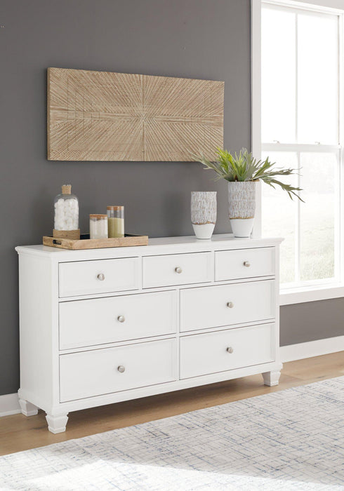 Fortman Dresser and Mirror - Furniture Bros & Mattress (Bolingbrook, IL)