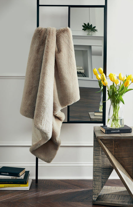 Gariland Throw (Set of 3) - Furniture Bros & Mattress (Bolingbrook, IL)