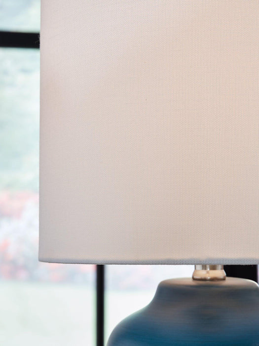 Gierburg Lamp Set - Furniture Bros & Mattress (Bolingbrook, IL)