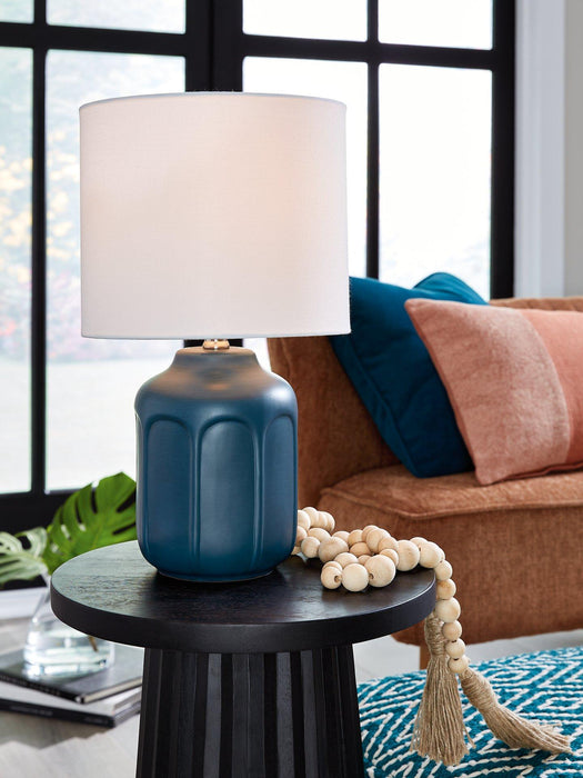 Gierburg Lamp Set - Furniture Bros & Mattress (Bolingbrook, IL)