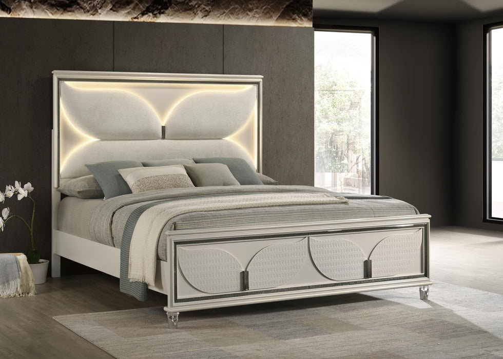 Queen Bed - Dresser - Mirror