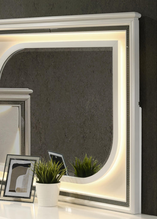 King Bed - Dresser - Mirror