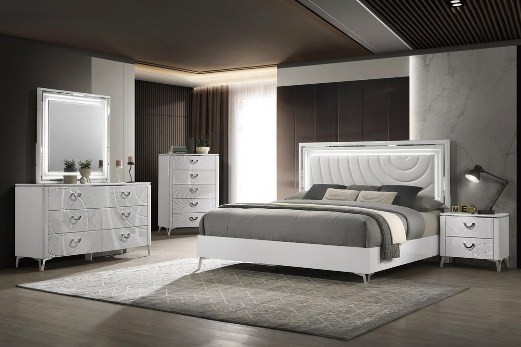 King Bed - Dresser - Mirror