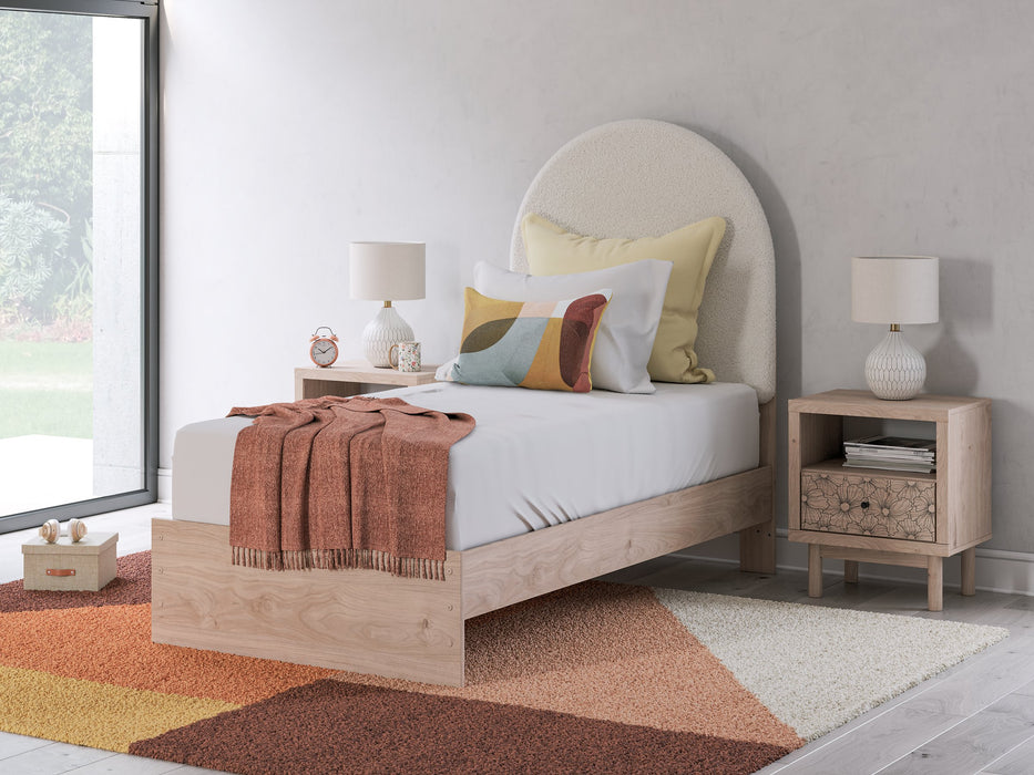 Arloster Upholstered Bed - Furniture Bros & Mattress (Bolingbrook, IL)