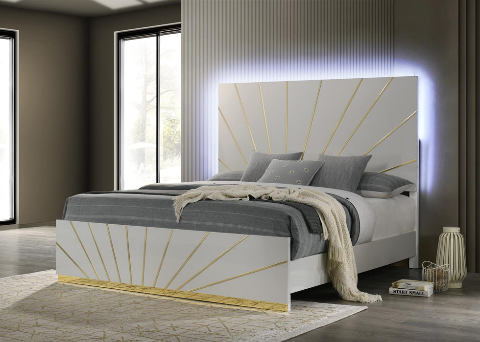 White/Gold Line Dresser