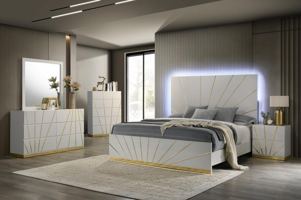 White/Gold Line Dresser