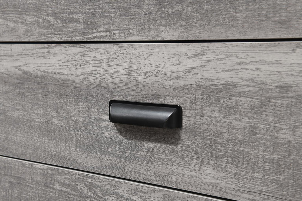 B520 Gray Wash Dresser