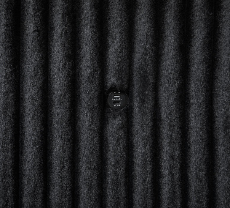 U298 Black 3 Pc Sectional With Usb