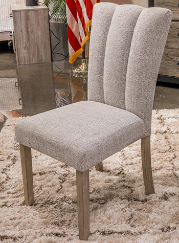 Larawyn Dining Chair - Furniture Bros & Mattress (Bolingbrook, IL)