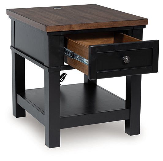 Wildenauer End Table - Furniture Bros & Mattress (Bolingbrook, IL)