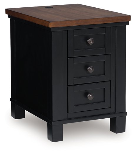 Wildenauer Chairside End Table - Furniture Bros & Mattress (Bolingbrook, IL)